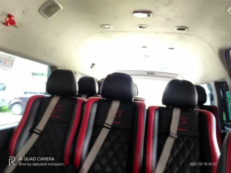 Layanan Jasa Travel Murah dari Bandara Juanda, Surabaya ke Pacitan pulang pergi (PP) dengan layanan antar jemput di alamat atau door to door service berangkat pagi dan sore setiap hari, kami melayani Travel Reguler perorangan, Carter, Paket dan Titipan Kilat dengan kendaraan terbaru dikelasnya Toyota Hiace sehingga memudahkan anda untuk bepergian dan kami selalu Solutip, Amanah, Terpercaya dalam melayani perjalanan anda.